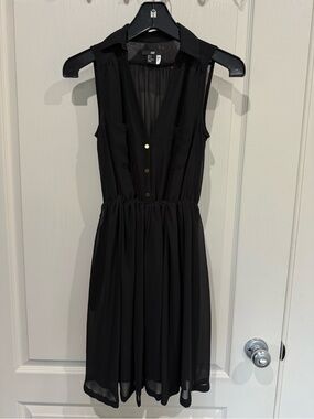 H&M Black Sleeveless V-Neck Midi Dress with Gold Buttons